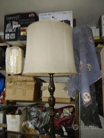 lampada in noce inizio 900