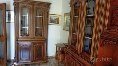 TAVOLO IN LEGNO