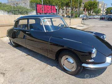 Citroen DS Prefecture