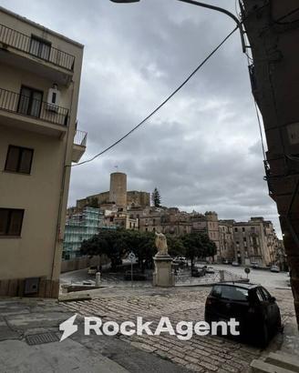 Immobile di 348 m² con 5 locali a Salemi