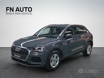 Audi Q3 45 TFSI e S tronic Business