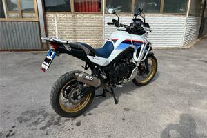 Honda transalp 750