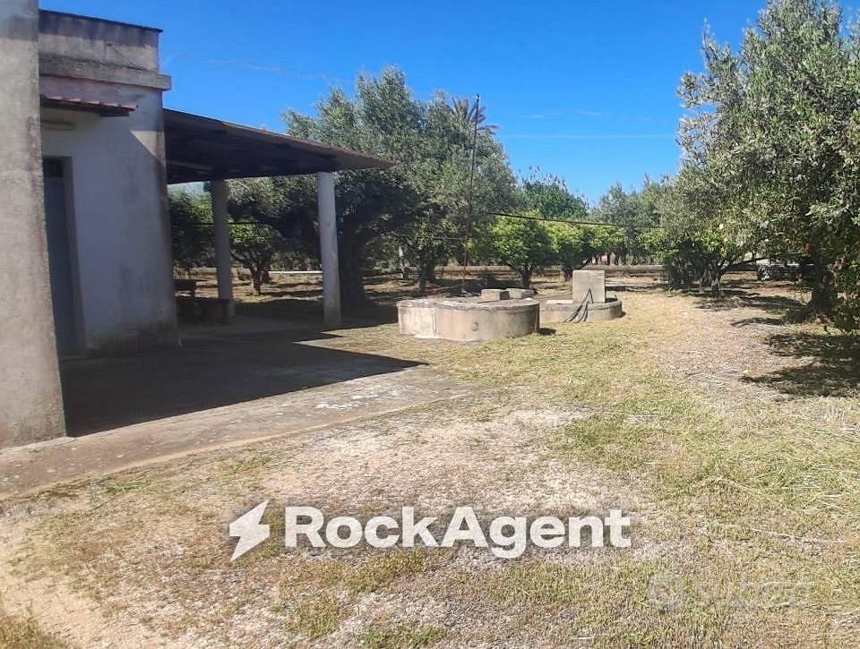 Rustico / Casale di 111 m² con 5 locali a Sciacca - Vista 2