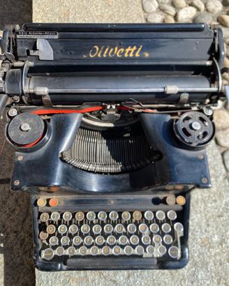 Olivetti macchina da scrivere