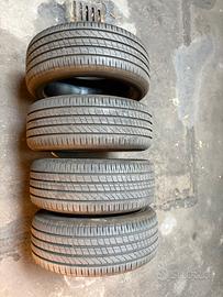 Pneumatici 215/50 R17