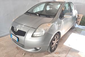 Toyota Yaris 1.4 D4D 5 porte sol