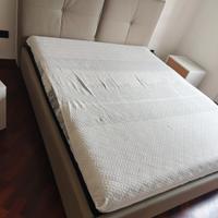 Letto matrimoniale contenitore+ materasso 