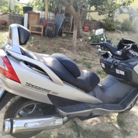 Suzuki Burgman 400