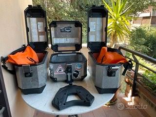 Kit valigie Kappa,telai Sw Motech,bauletto per V4