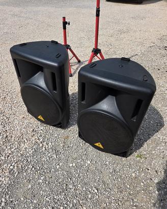 2 behringer B215a 1 Berinhger B112Mp3 2 stativi