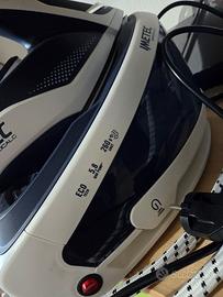 Ferro da stiro Imetec con caldaia a vapore 