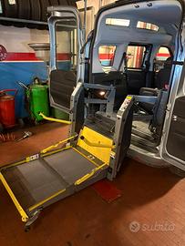 Doblo con pedana per disabili