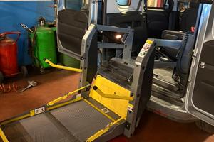 Doblo con pedana per disabili