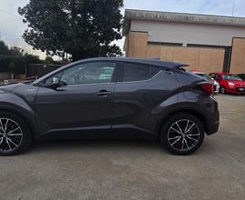 Toyota c-hr 1.8 122cv lounge