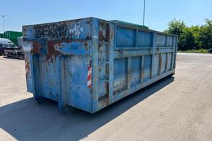 CONTAINER SCARRABILE USATO A CIELO APERTO