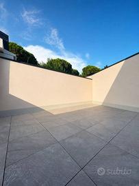 Appartamento di 130 m² con 3 locali e box auto a E