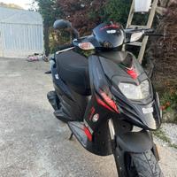 Aprilia SR 50 - 2018