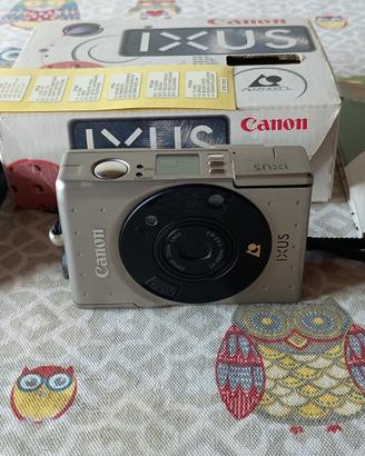 Fotocamera analogica APS Canon Ixus