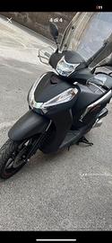 Honda sh 300 abs sport