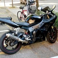 Yamaha YZF R6 - 2005