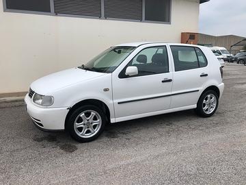 Volkswagen Polo 1.4 per neopatentati