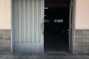 Posti motocicli garage