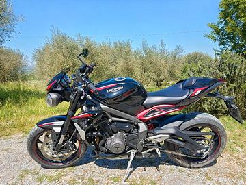Triumph Street Triple R 