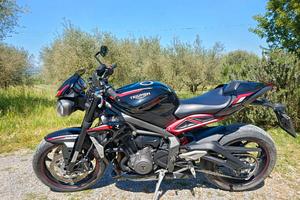 Triumph Street Triple R 