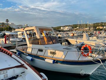 Gozzo Plastimare Amelia 7 day cruiser