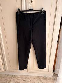 Pantaloni neri