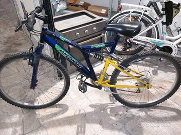 Bicicletta mountain bike Jake the snake