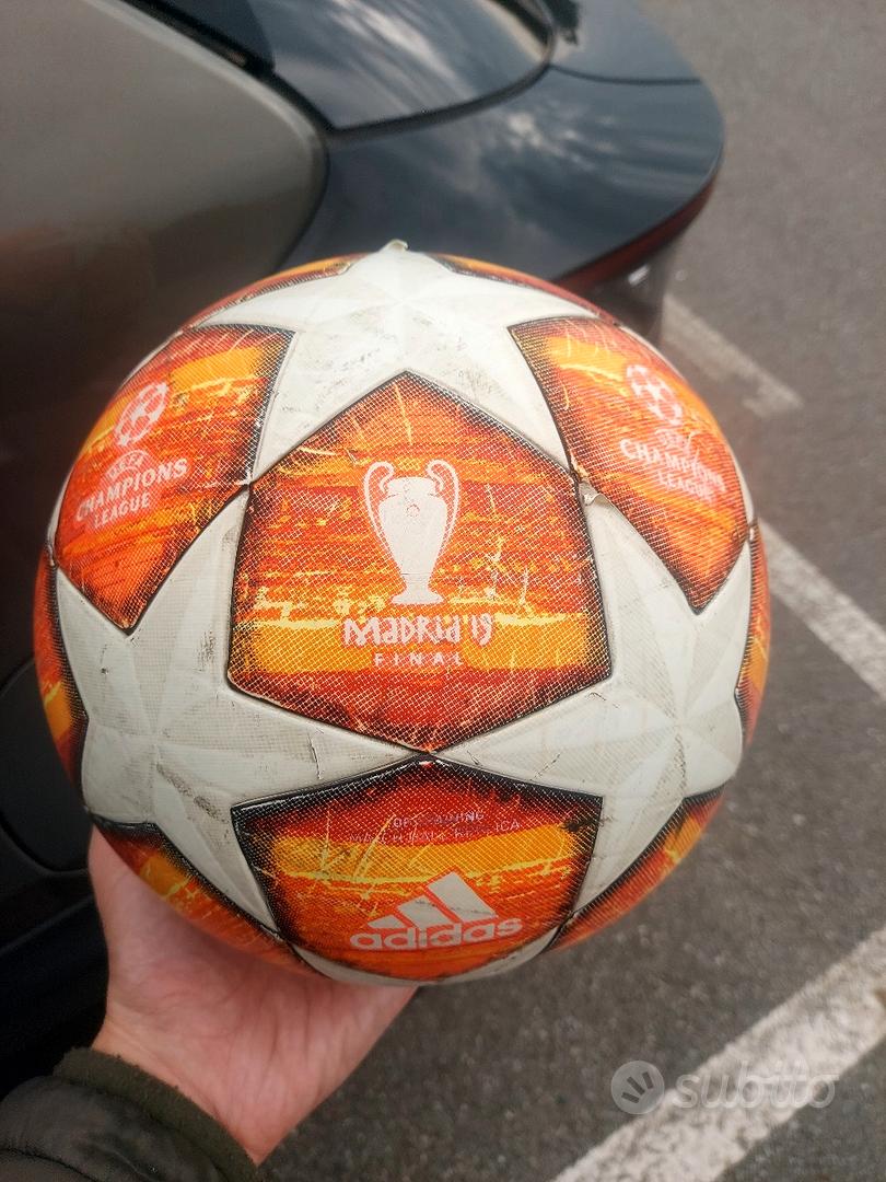 pallone Champions league 2019 Sports In vendita a Milano