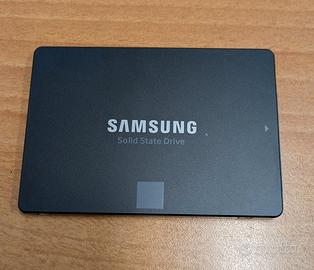 Tris SSD Samsung 860 EVO 2TB SATA 2.5" – Salute 10