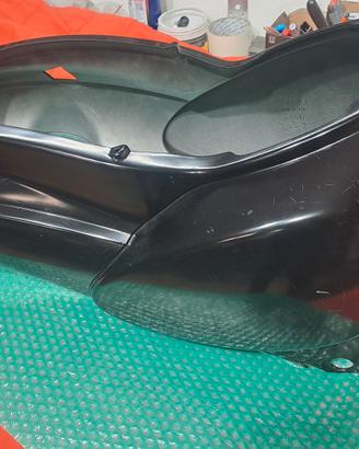 carena codone posteriore aprilia scarabeo