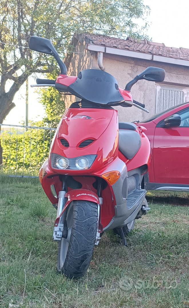 Aprilia SR 50 Moto e Scooter In vendita a Rimini