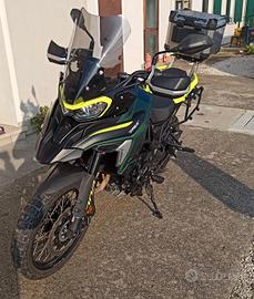 Benelli TRK 702X