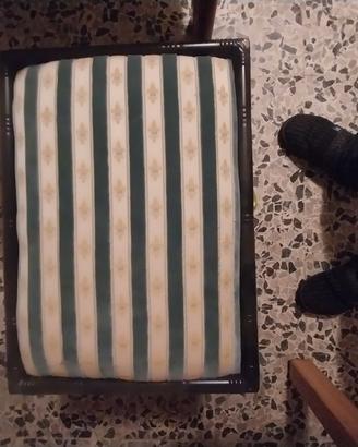 tavolo più pouf 