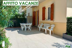 7-31 AGOSTO Al piano terra con giardino. Con CLIMA