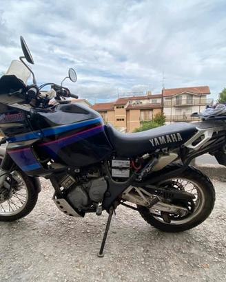 yamaha super tenere' 750