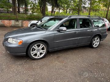 Volvo V70/XC70 V70 2.4 D 20V (163CV) cat Sport