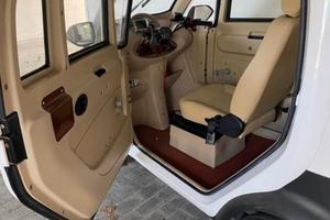 scooter elettrico cabinato 