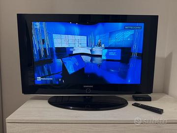 TV LCD 32” Samsung HD Ready + Decoder DVB-T2