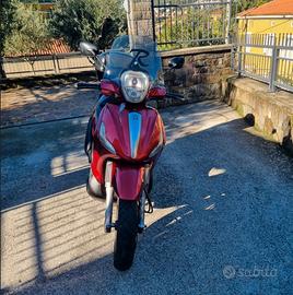 Piaggio Beverly 350 - 2012