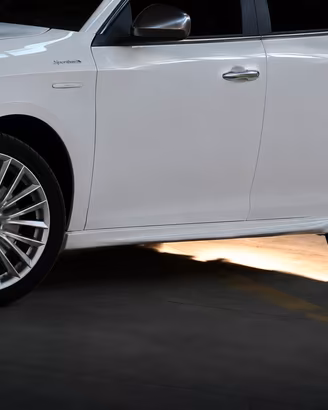 Minigonne Stile Quadrifoglio per Alfa Romeo Giulie