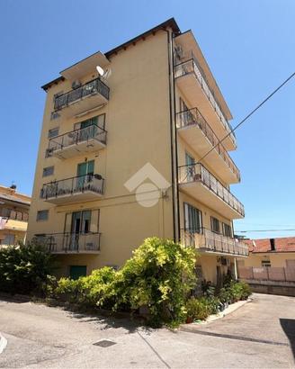 3 LOCALI A PESCARA