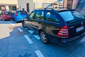 MERCEDES Classe C (W/S203) - 2009