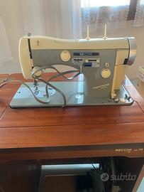 Necchi Supernova Ultra vintage con mobile original