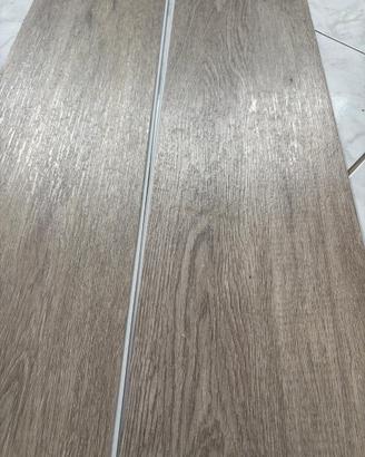 Pavimento pvc nuovo