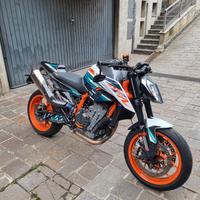 KTM DUKE 890r