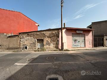 Terralba - locale commerciale da ristrutturare